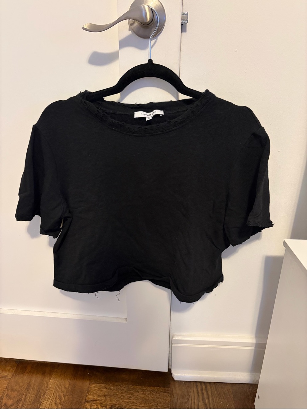 Olivaceous Black Distressed Crop Tee